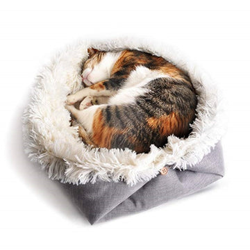 Cozy and Secure Cat Pet Bed for a Restful Night's Sleep